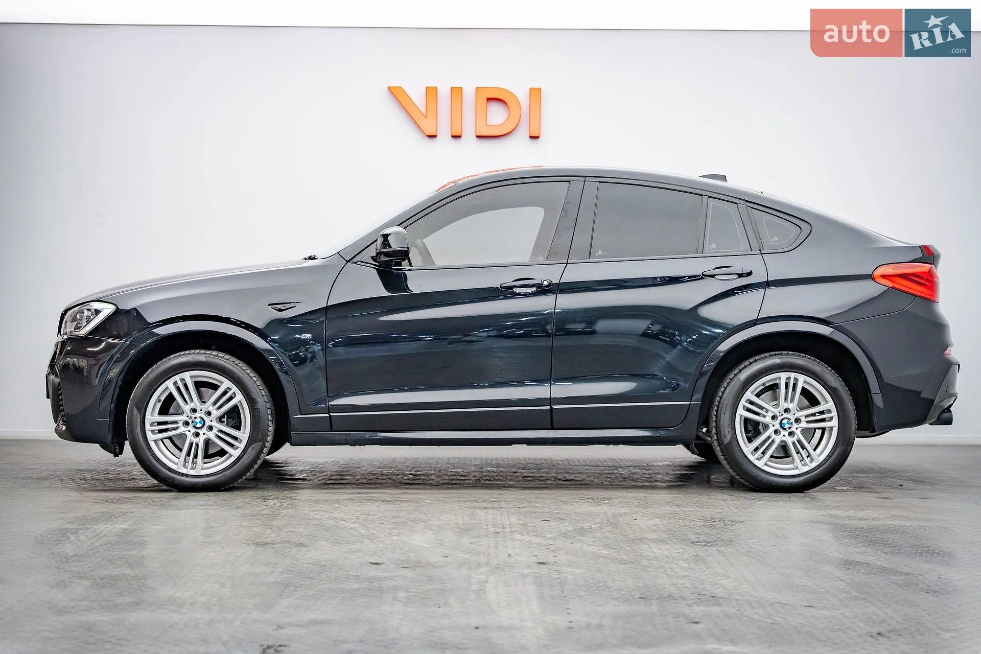 2017 BMW X4 - мініатюра 3