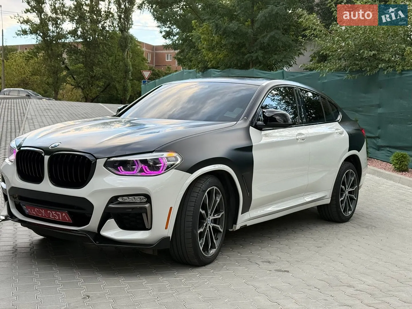 2019 BMW X4 - мініатюра 2