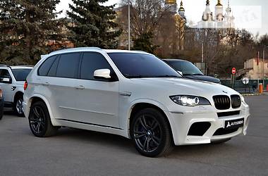 Позашляховик / Кросовер BMW X5 M 2010 в 