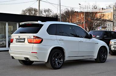 Позашляховик / Кросовер BMW X5 M 2010 в 