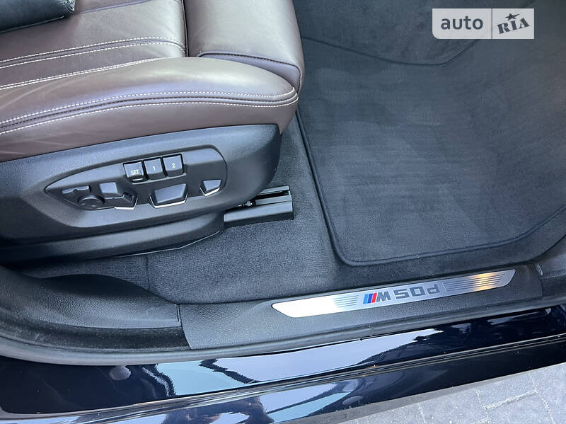 Позашляховик / Кросовер BMW X5 M 2015 в Дубні