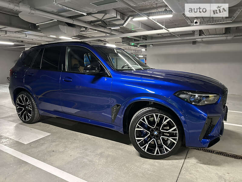 Внедорожник / Кроссовер BMW X5 M 2022 в Киеве