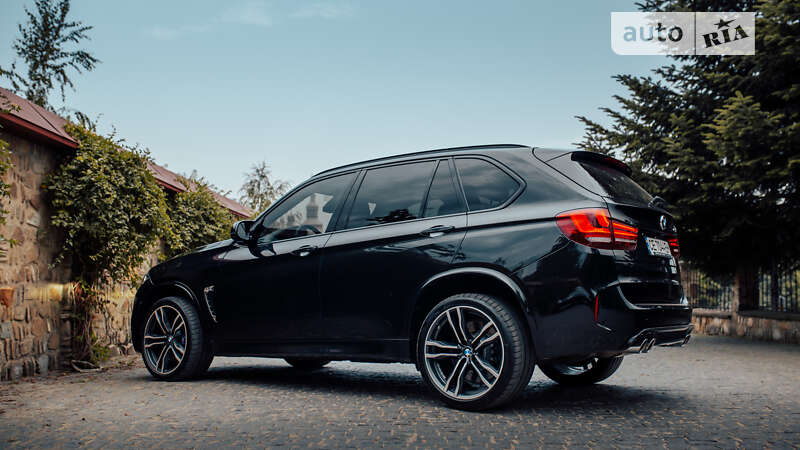 Внедорожник / Кроссовер BMW X5 M 2017 в Черновцах