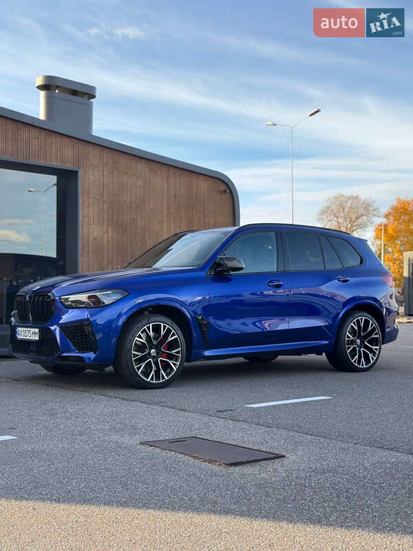 Внедорожник / Кроссовер BMW X5 M 2022 в Киеве