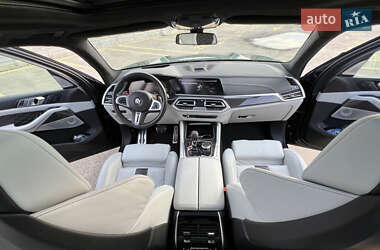 Внедорожник / Кроссовер BMW X5 M 2021 в 