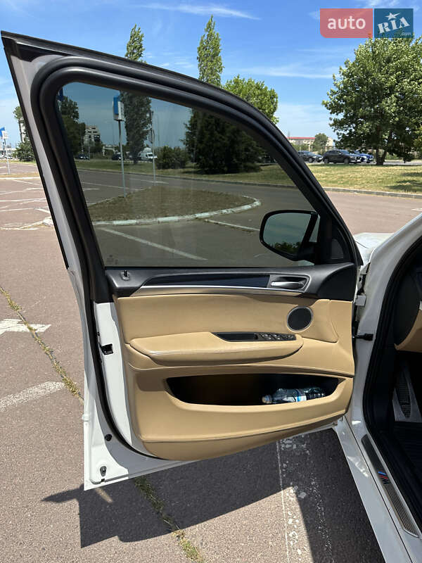 Внедорожник / Кроссовер BMW X5 M 2011 в Херсоне фото 17 Внедорожник / Кроссовер BMW X5 M 2011 в Херсоне