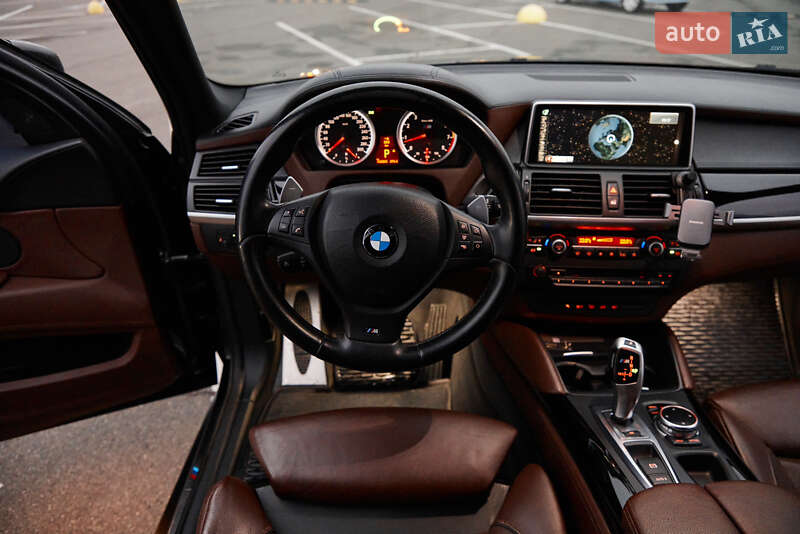 Внедорожник / Кроссовер BMW X5 M 2011 в Киеве