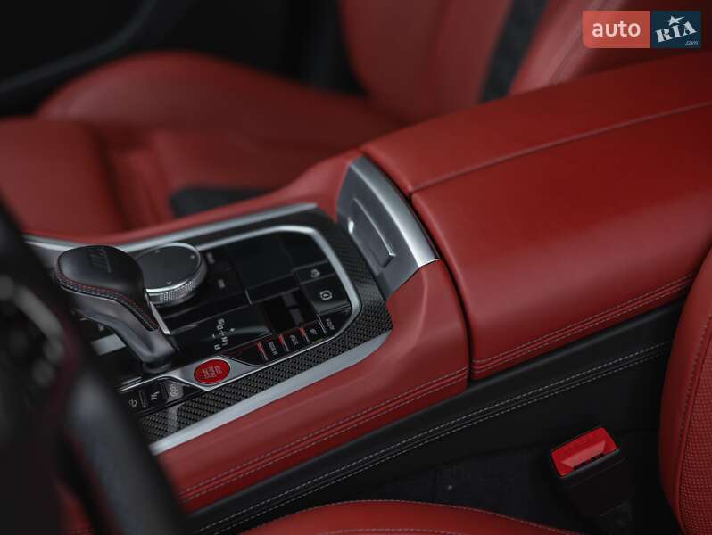 Внедорожник / Кроссовер BMW X5 M 2022 в Киеве