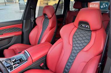 Позашляховик / Кросовер BMW X5 M 2023 в 