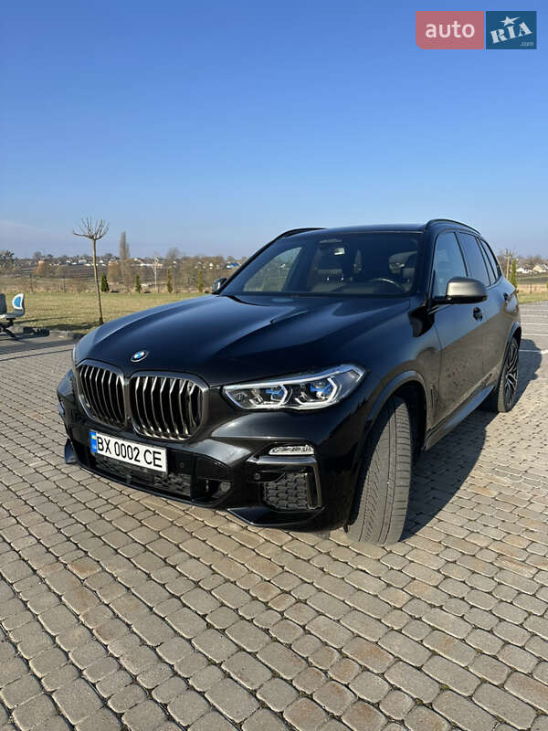 Внедорожник / Кроссовер BMW X5 M 2020 в Шепетовке