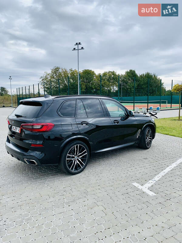 Внедорожник / Кроссовер BMW X5 M 2020 в Шепетовке