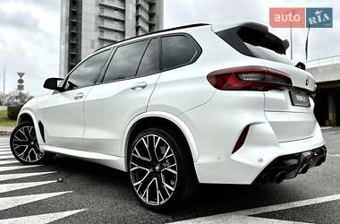 Позашляховик / Кросовер BMW X5 M 2022 в 