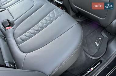 Позашляховик / Кросовер BMW X5 M 2023 в 