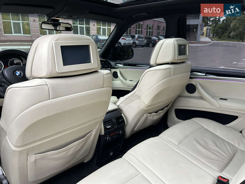 Внедорожник / Кроссовер BMW X5 M 2010 в Одессе