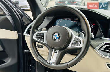 Позашляховик / Кросовер BMW X5 M 2019 в 