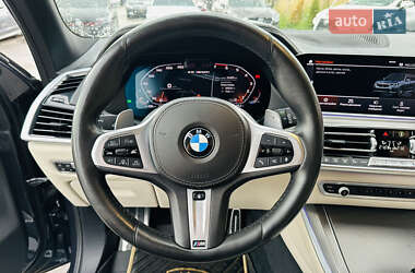 Позашляховик / Кросовер BMW X5 M 2019 в 