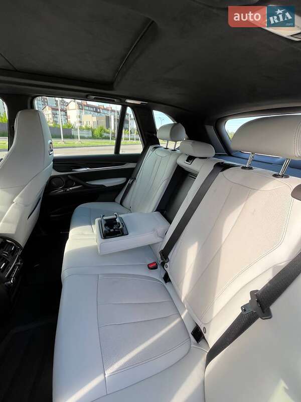 Позашляховик / Кросовер BMW X5 M 2017 в Києві