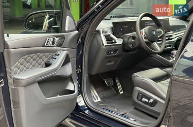Позашляховик / Кросовер BMW X5 M 2023 в 