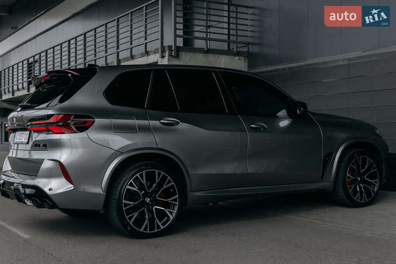 Внедорожник / Кроссовер BMW X5 M 2022 в Киеве