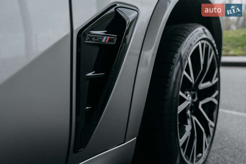 Внедорожник / Кроссовер BMW X5 M 2022 в Киеве