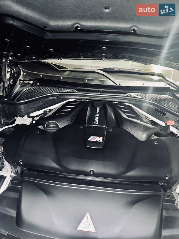 Внедорожник / Кроссовер BMW X5 M 2017 в Днепре