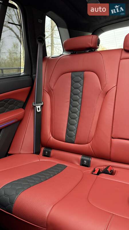 Позашляховик / Кросовер BMW X5 M 2022 в Дніпрі фото 30 Позашляховик / Кросовер BMW X5 M 2022 в Дніпрі