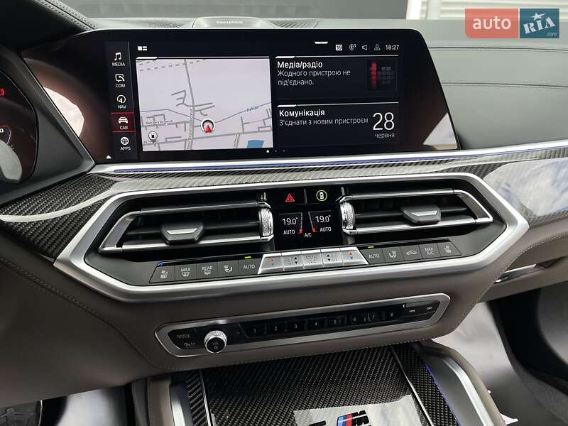 Внедорожник / Кроссовер BMW X5 M 2022 в Киеве