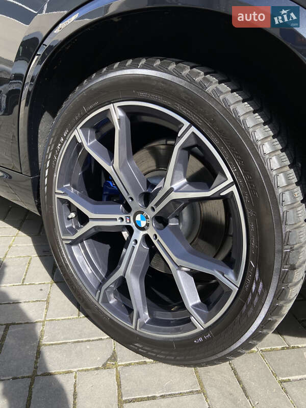 Внедорожник / Кроссовер BMW X5 M 2021 в Одессе