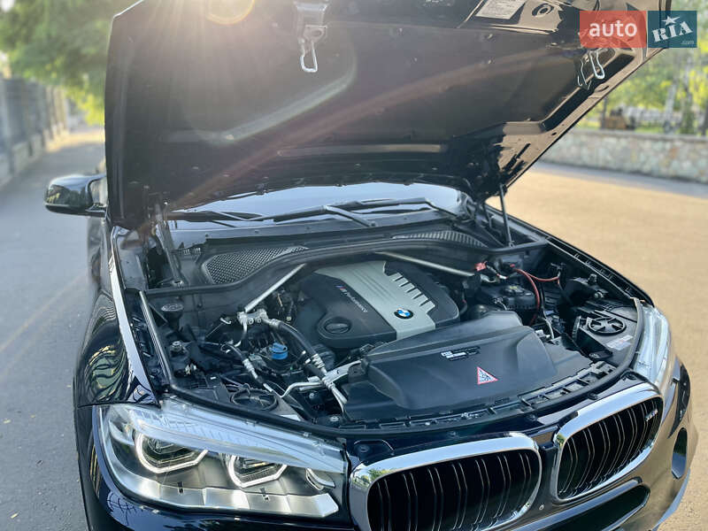 Внедорожник / Кроссовер BMW X5 M 2015 в Каменском