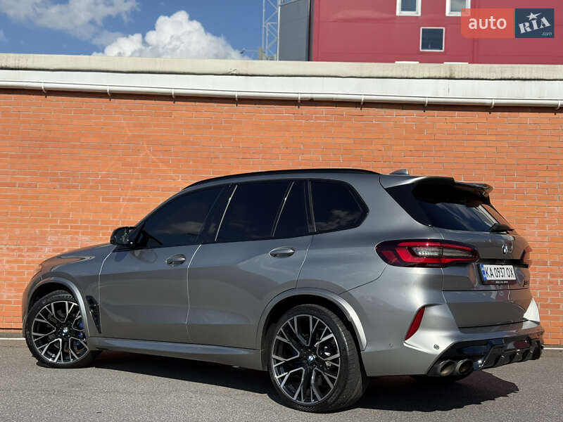 Внедорожник / Кроссовер BMW X5 M 2022 в Киеве