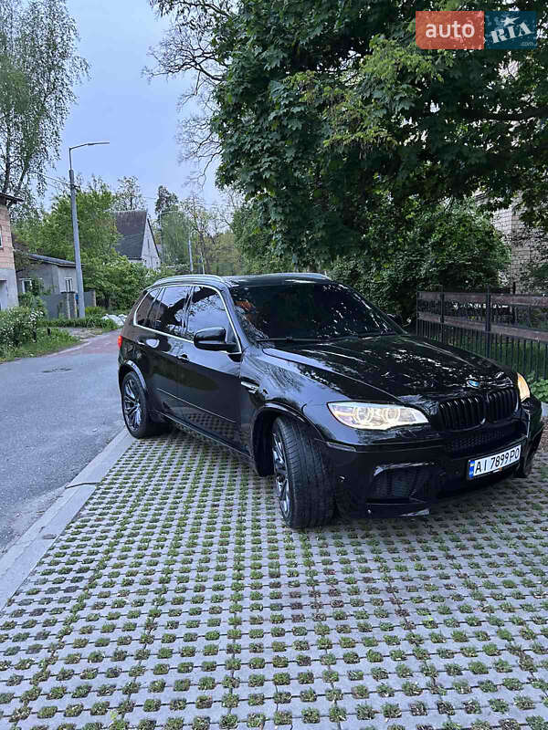 BMW X5 M 2010 BMW X5 M 2010