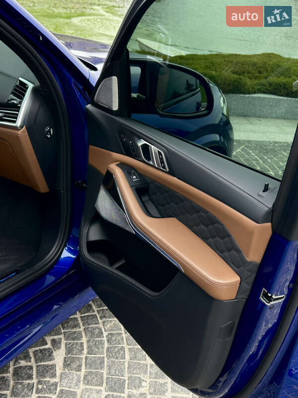 Внедорожник / Кроссовер BMW X5 M 2022 в Днепре