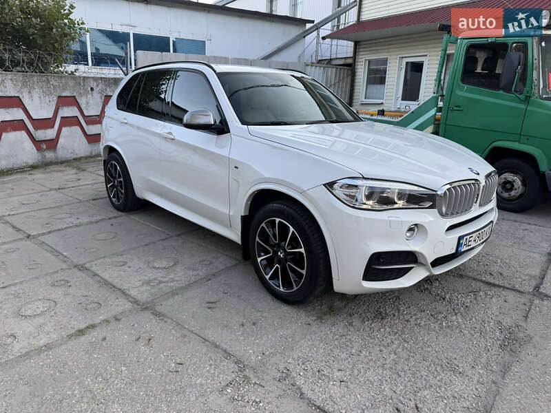 Позашляховик / Кросовер BMW X5 M 2014 в Дніпрі фото Позашляховик / Кросовер BMW X5 M 2014 в Дніпрі