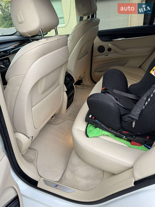 Позашляховик / Кросовер BMW X5 M 2014 в Дніпрі фото 18 Позашляховик / Кросовер BMW X5 M 2014 в Дніпрі