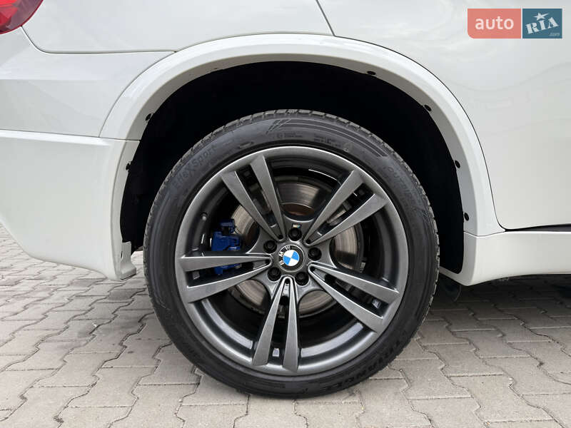 Внедорожник / Кроссовер BMW X5 M 2010 в Нововолынске