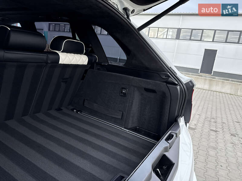 Внедорожник / Кроссовер BMW X5 M 2010 в Нововолынске