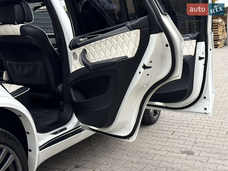 Внедорожник / Кроссовер BMW X5 M 2010 в Нововолынске