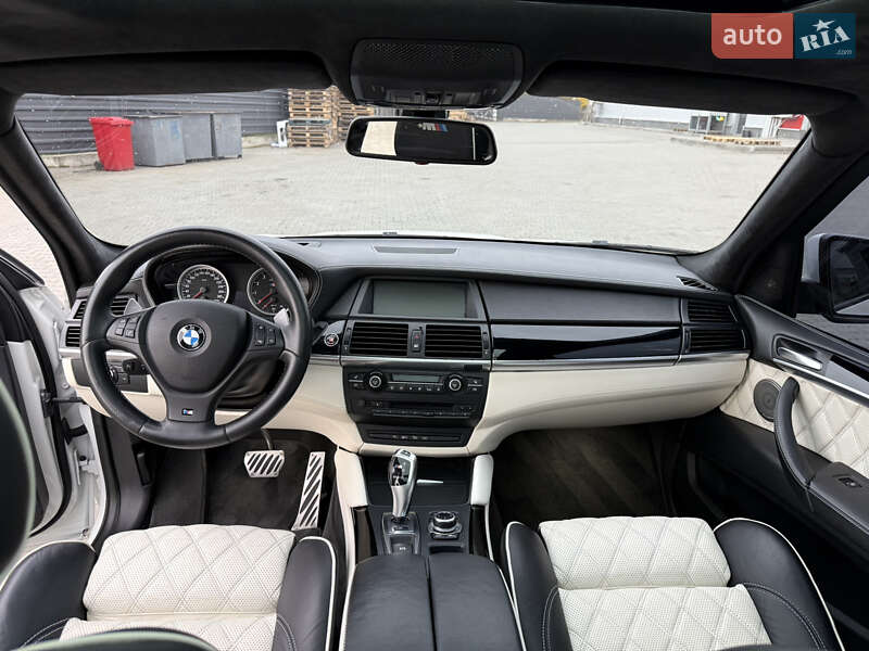 Внедорожник / Кроссовер BMW X5 M 2010 в Нововолынске