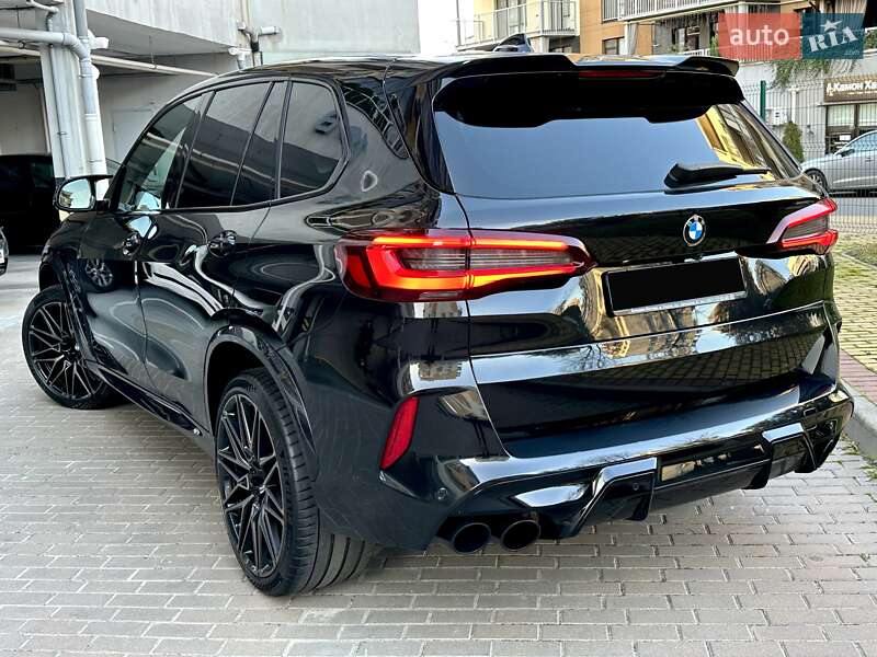 Внедорожник / Кроссовер BMW X5 M 2021 в Киеве
