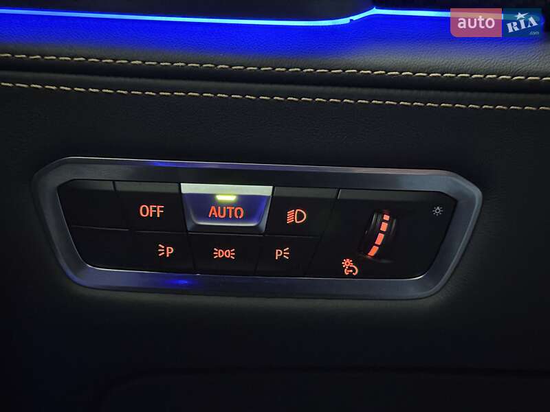 Внедорожник / Кроссовер BMW X5 M 2022 в Киеве