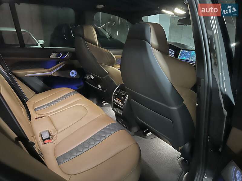 Внедорожник / Кроссовер BMW X5 M 2022 в Днепре