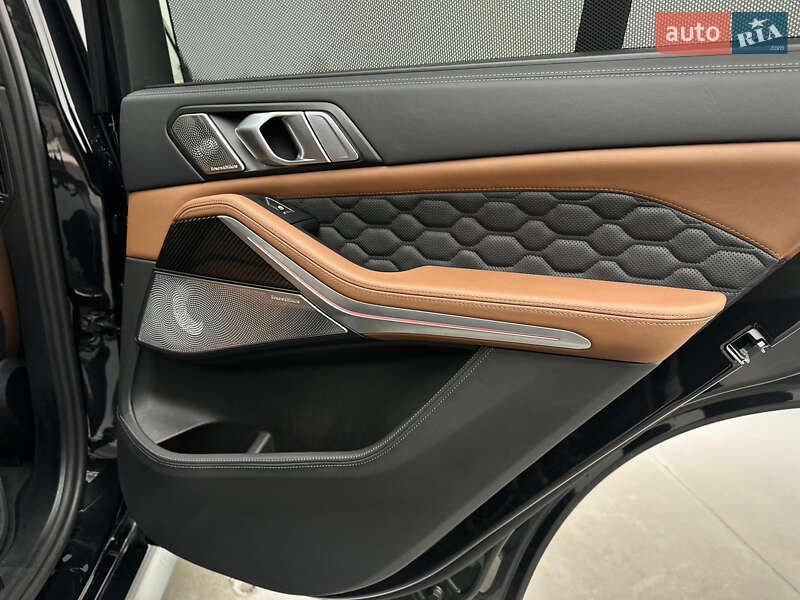 Внедорожник / Кроссовер BMW X5 M 2024 в Киеве