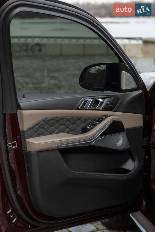 Позашляховик / Кросовер BMW X5 M 2022 в Києві