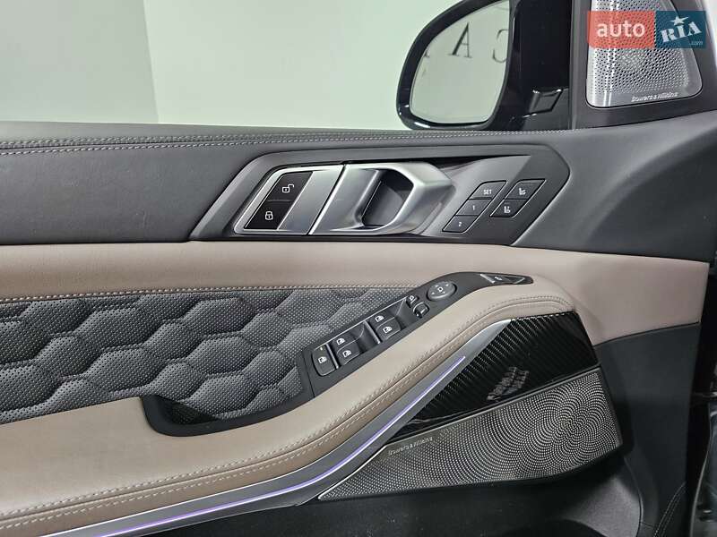 Внедорожник / Кроссовер BMW X5 M 2021 в Киеве