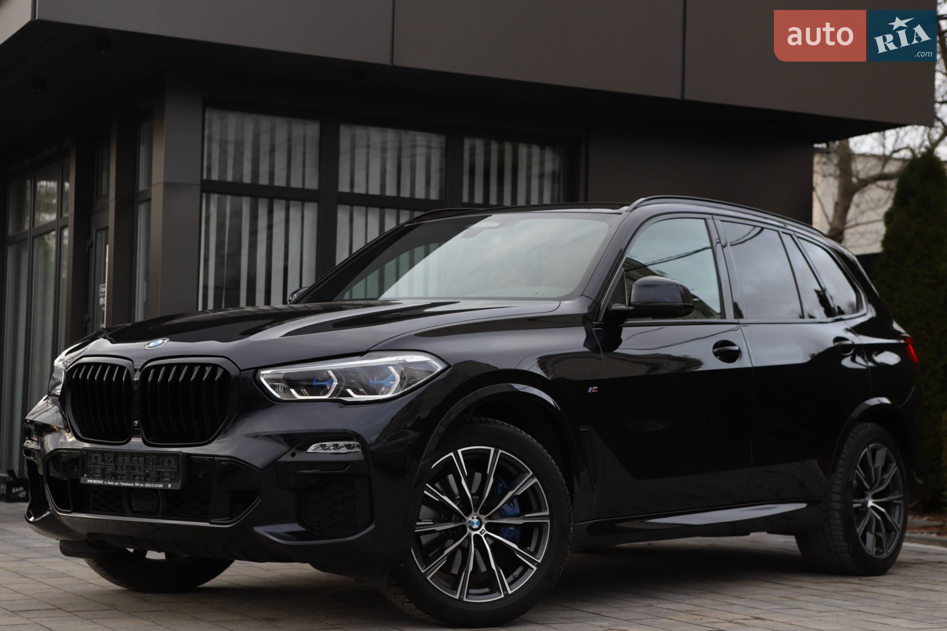 2021 BMW X5 M - мініатюра 4