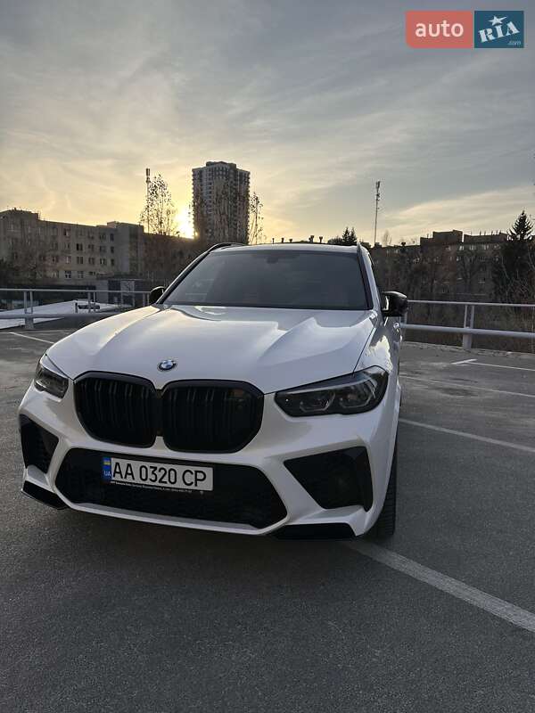 Внедорожник / Кроссовер BMW X5 M 2022 в Киеве