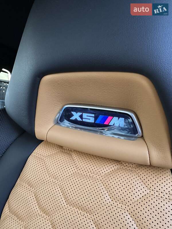 Внедорожник / Кроссовер BMW X5 M 2022 в Киеве