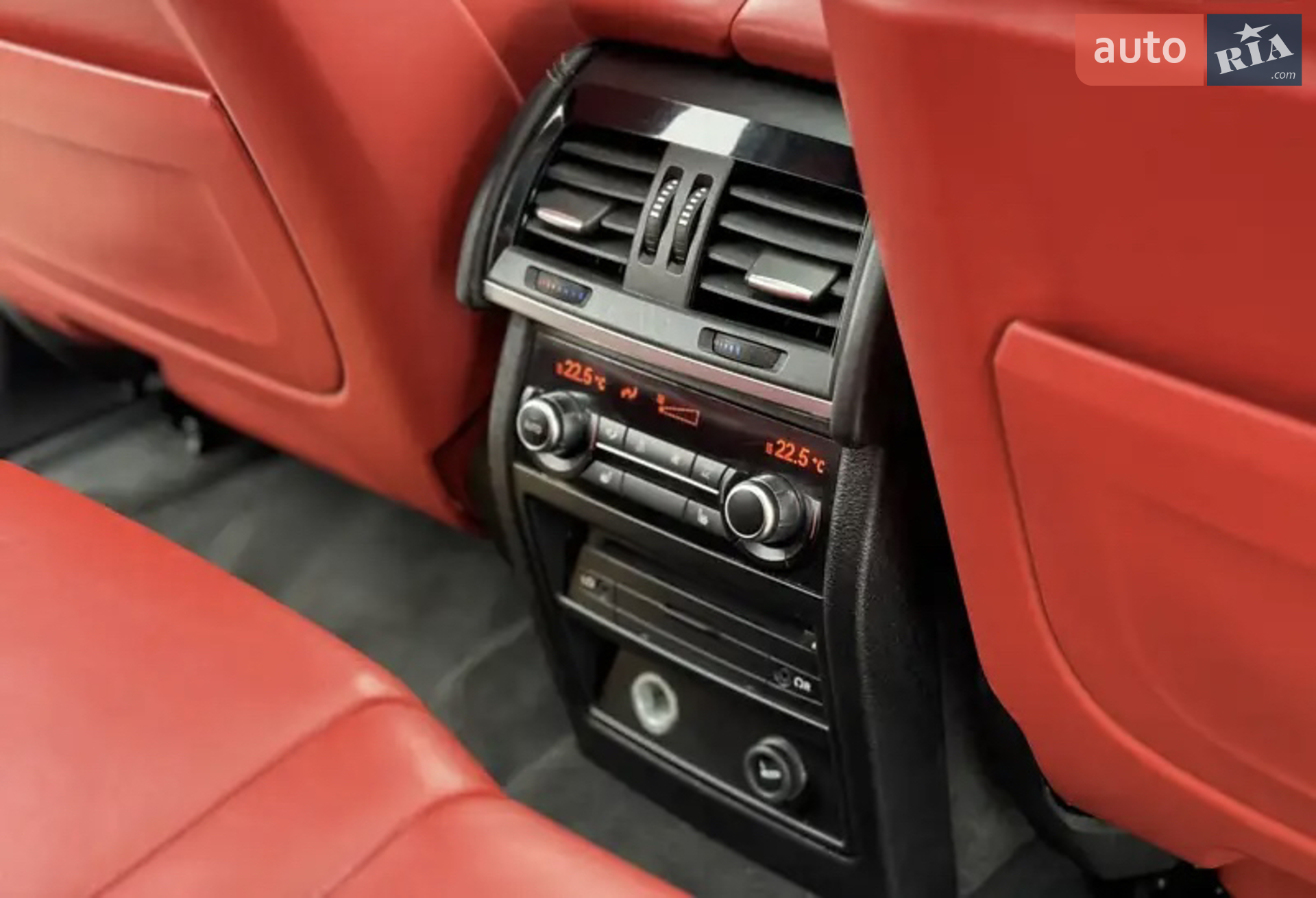 2015 BMW X5 M - мініатюра 22