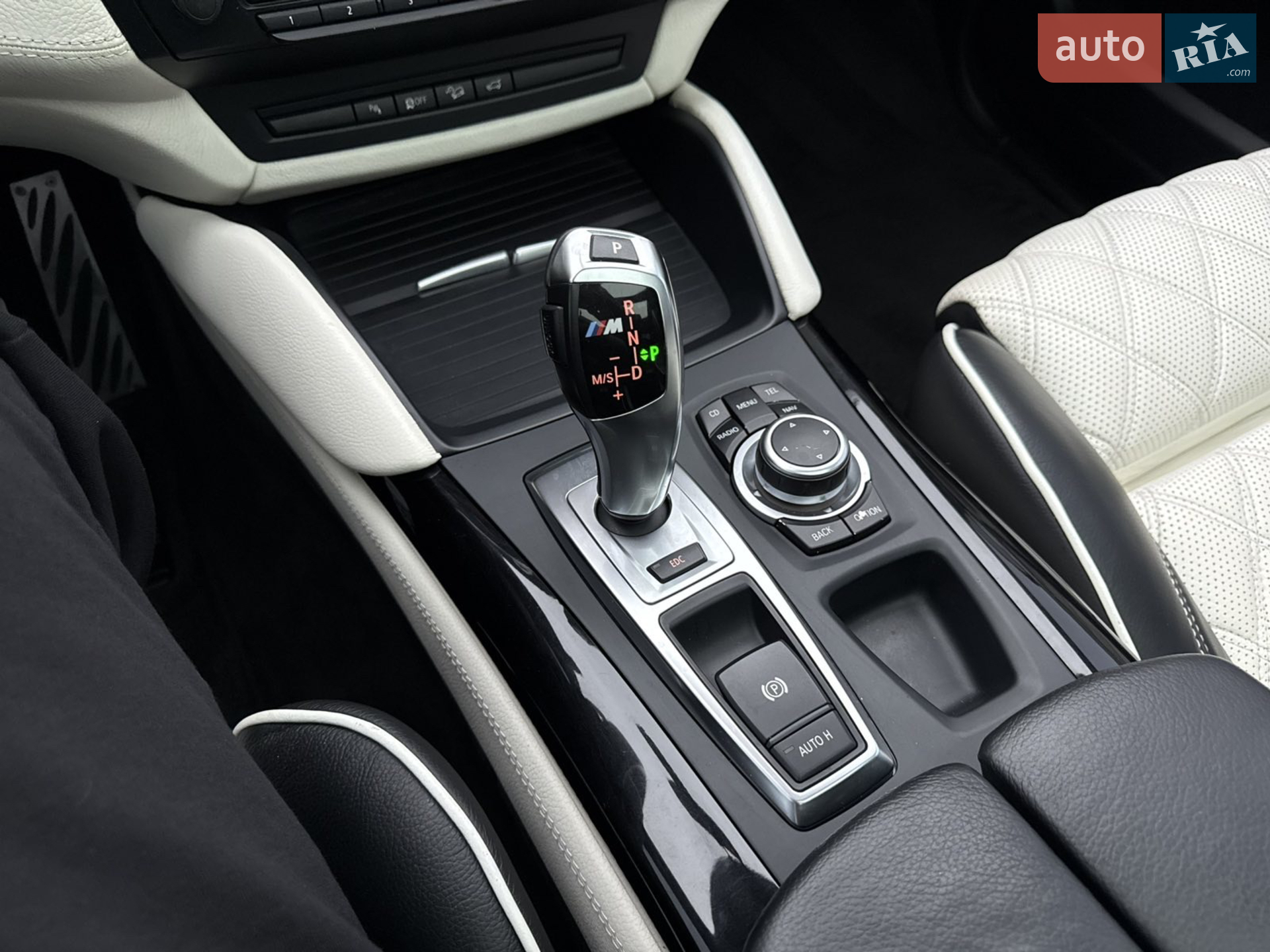 2010 BMW X5 M - мініатюра 12