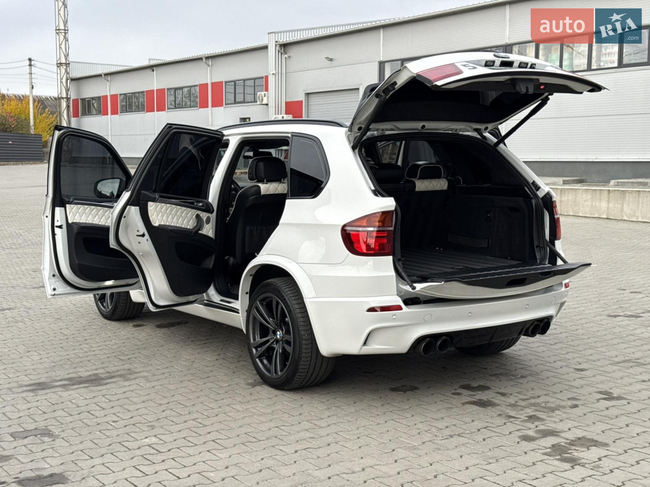 2011 BMW X5 M - мініатюра 16